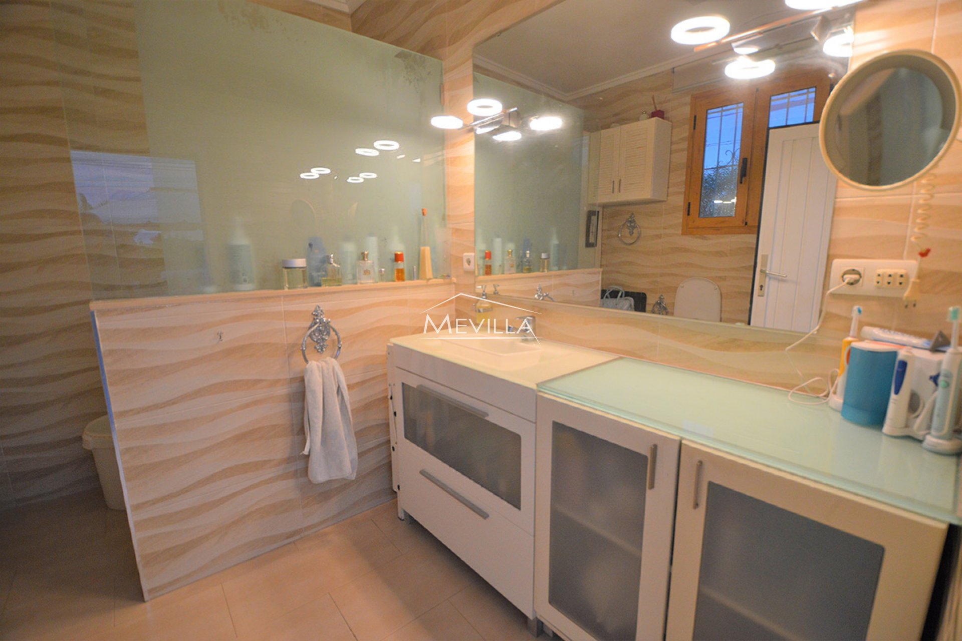 Wederverkoop - Villa - Orihuela Costa - Villamartin