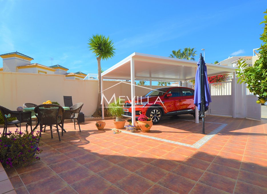 Wederverkoop - Villa - Orihuela Costa - Villamartin