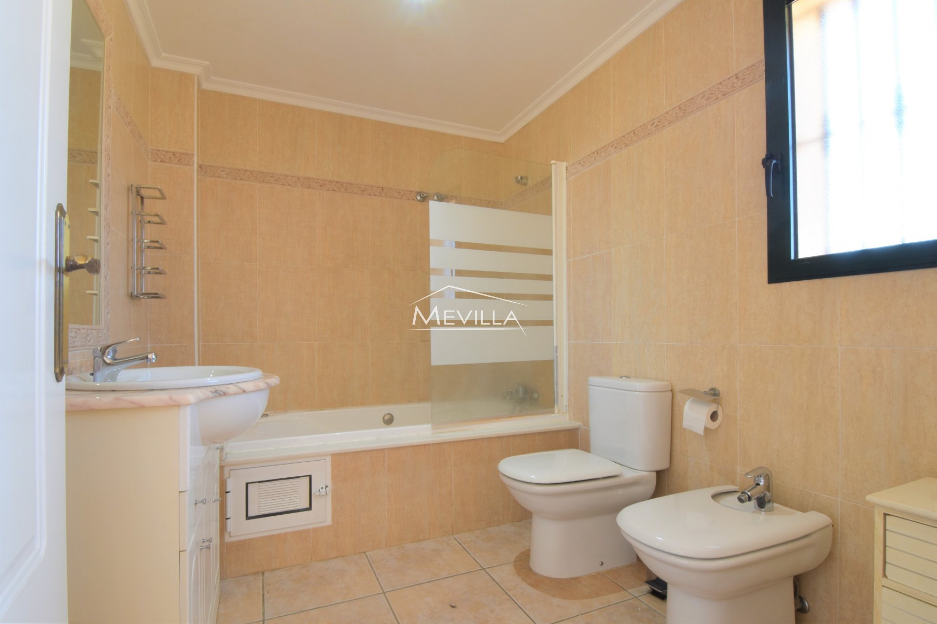 Wederverkoop - Villa - Orihuela Costa - Villamartin