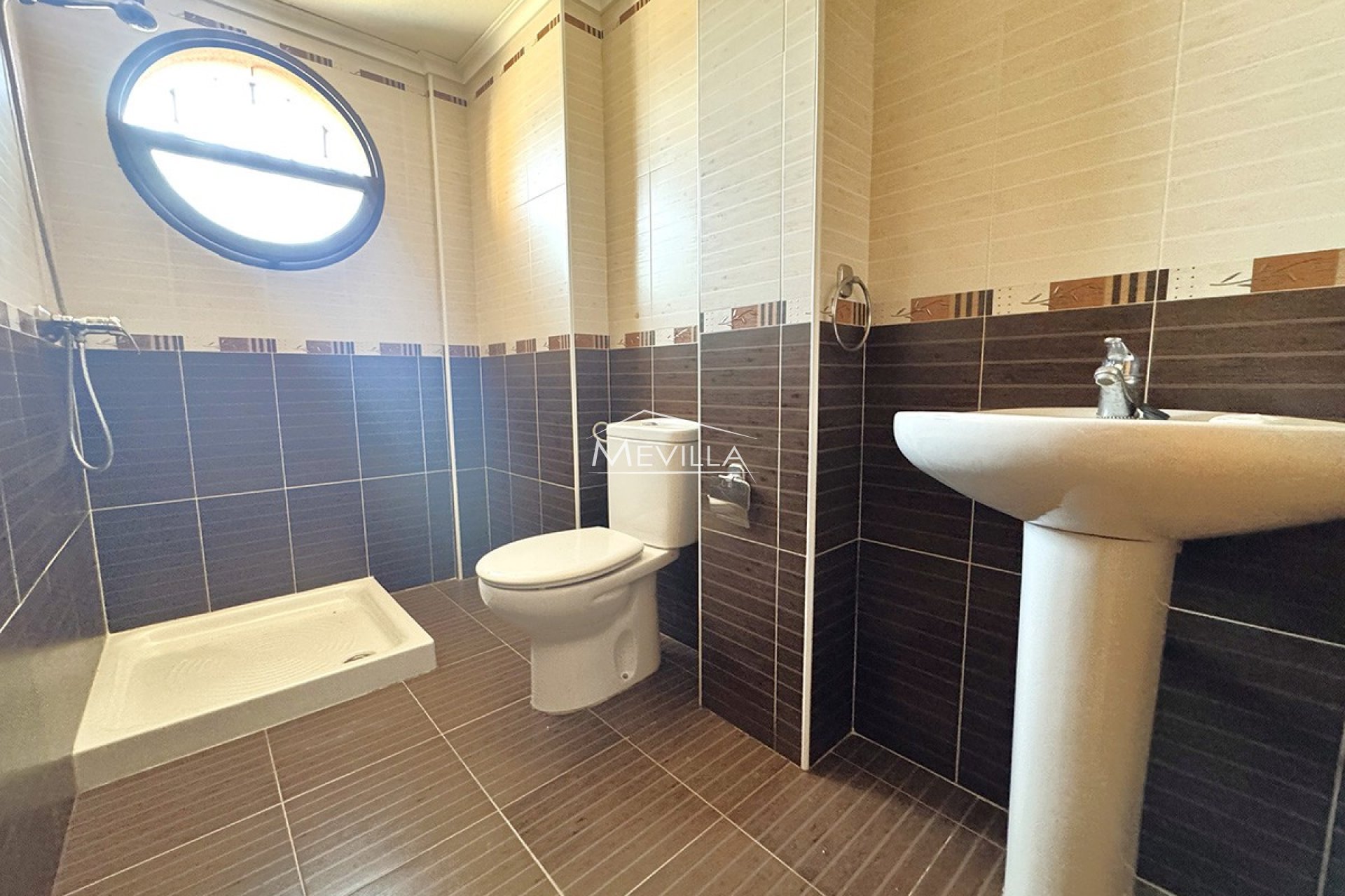 Wederverkoop - Villa - Orihuela Costa - Villamartin