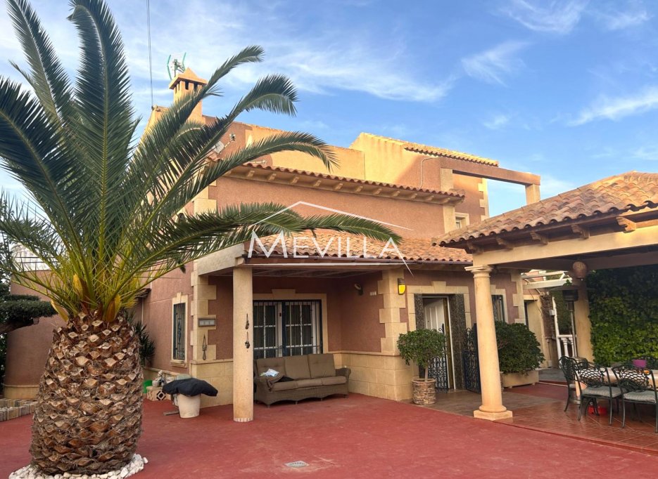 Wederverkoop - Villa - Torrevieja - Los Balcones