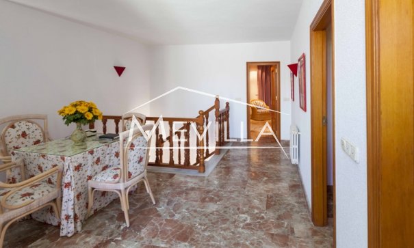 Der Eingang zur Villa