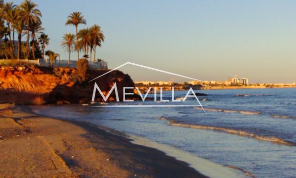 Verkäufe - Villa - Orihuela Costa - Villamartin