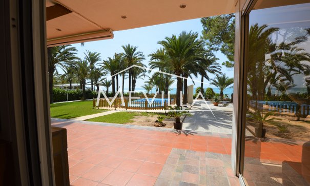 Reventas - Chalet / Villa - Orihuela Costa - Punta Prima