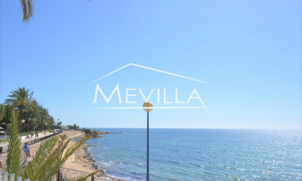 Reventas - Chalet / Villa - Orihuela Costa - Punta Prima