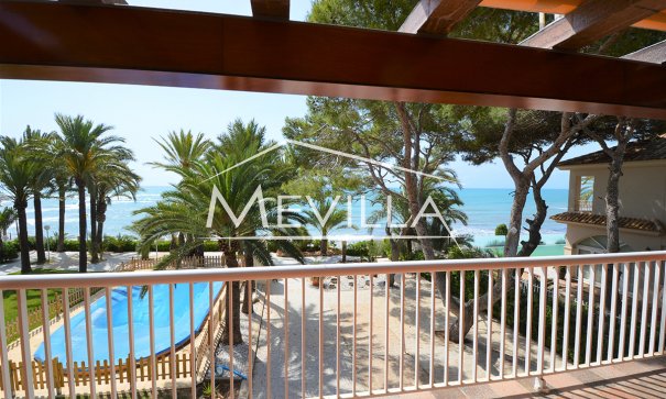Reventas - Chalet / Villa - Orihuela Costa - Punta Prima