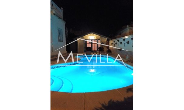 Resales - Villa - Orihuela Costa - Villamartin