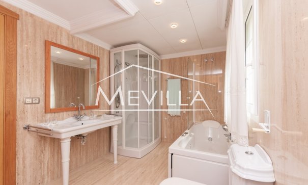 Resales - Villa - Torrevieja - La Veleta