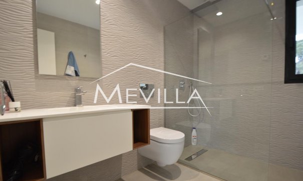 Reventas - Chalet / Villa - Orihuela Costa - Cabo Roig