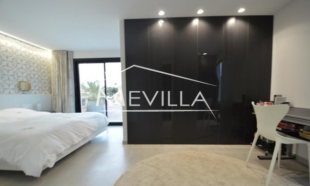 Reventas - Chalet / Villa - Orihuela Costa - Cabo Roig