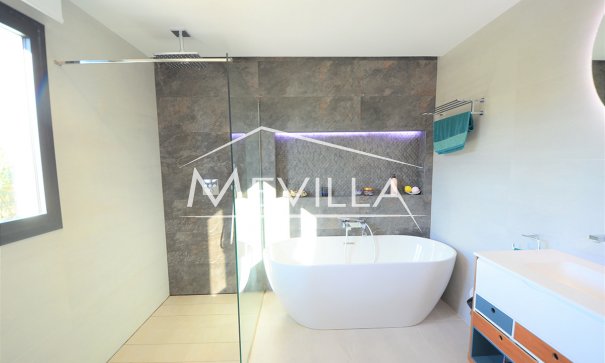 Reventas - Chalet / Villa - Orihuela Costa - Cabo Roig