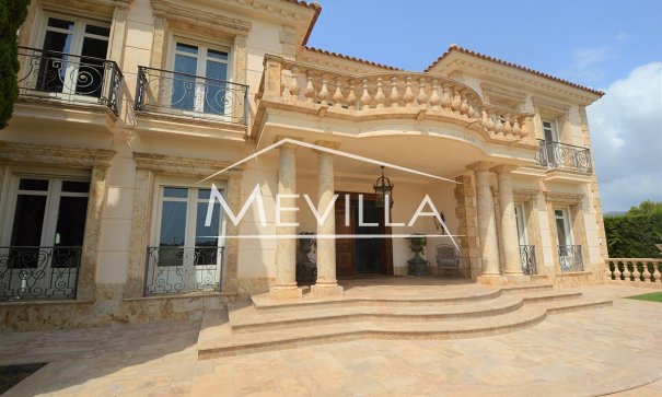 Reventas - Chalet / Villa - Orihuela
