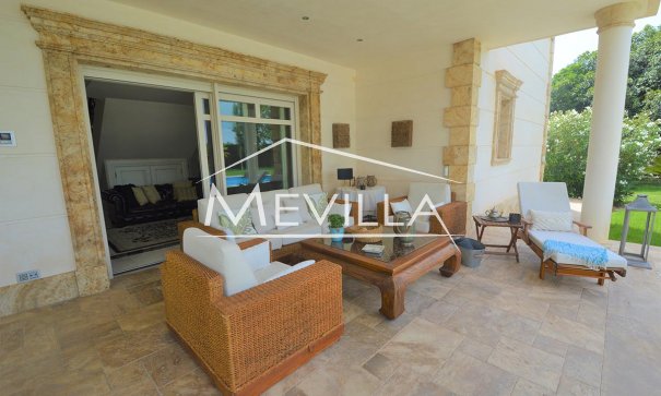 Reventas - Chalet / Villa - Orihuela