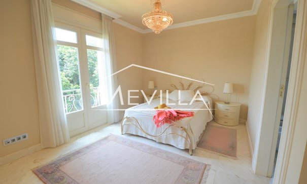 Reventas - Chalet / Villa - Orihuela