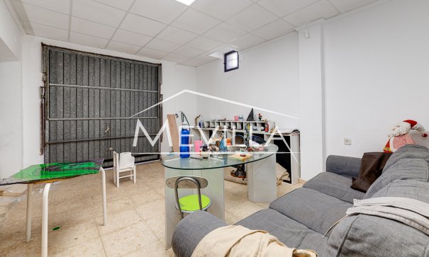 Salg (Resales) - Villa - Torrevieja - La Mata