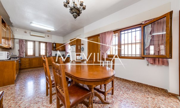 Salg (Resales) - Villa - Torrevieja - La Mata