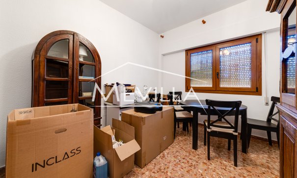 Salg (Resales) - Villa - Torrevieja - La Mata