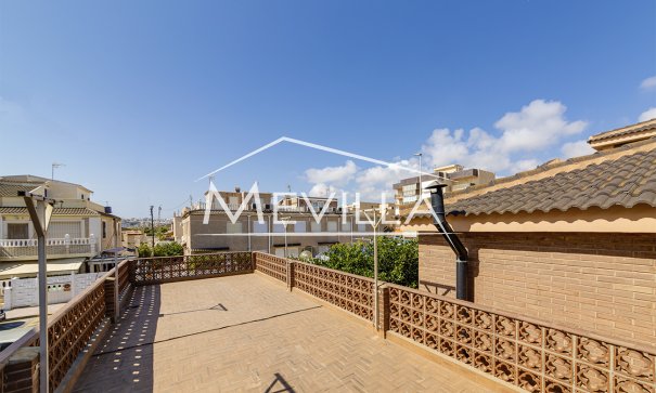 Salg (Resales) - Villa - Torrevieja - La Mata