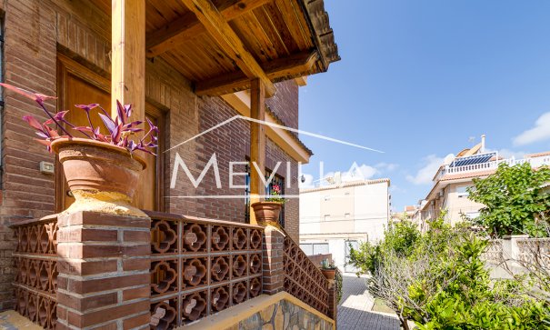 Salg (Resales) - Villa - Torrevieja - La Mata