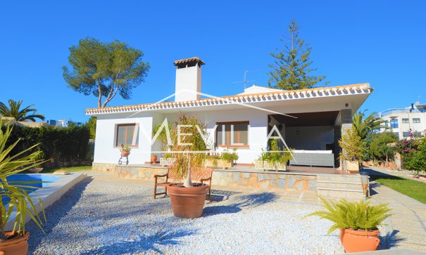 Resales - Villa - Orihuela Costa - Campoamor