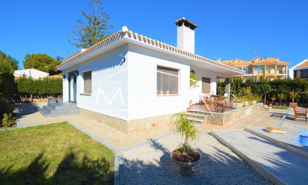 Resales - Villa - Orihuela Costa - Campoamor