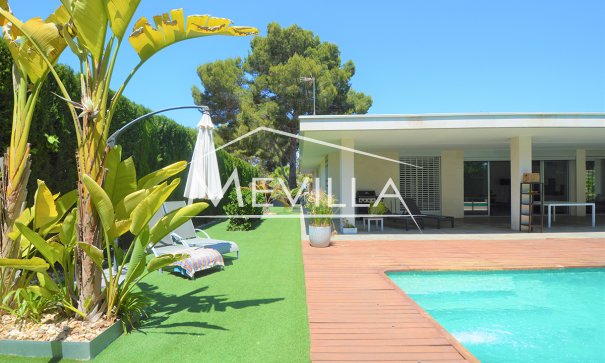 Resales - Villa - Torrevieja - Los Balcones