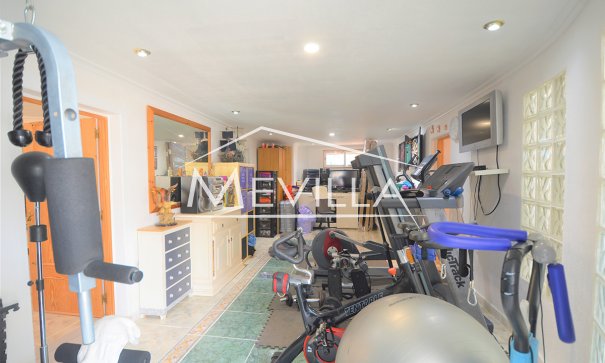 Salg (Resales) - Villa - Orihuela Costa - Villamartin