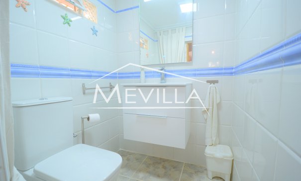 Salg (Resales) - Villa - Orihuela Costa - Villamartin