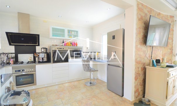 Salg (Resales) - Villa - Orihuela Costa - Villamartin