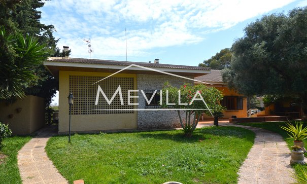Verkäufe - Villa - Orihuela Costa - Campoamor
