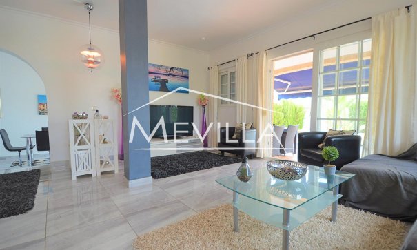 Salg (Resales) - Villa - Orihuela Costa - Playa Flamenca