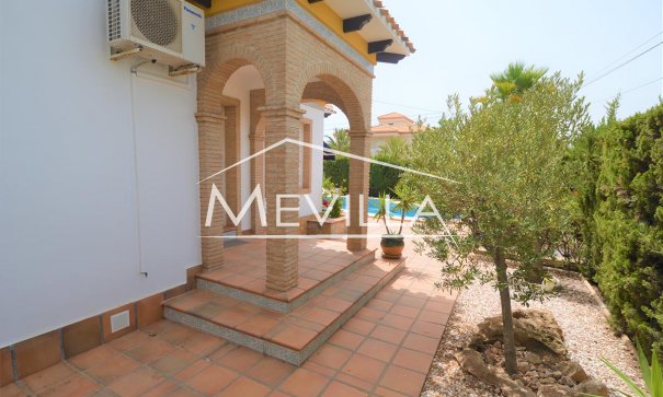 Salg (Resales) - Villa - Orihuela Costa - Playa Flamenca
