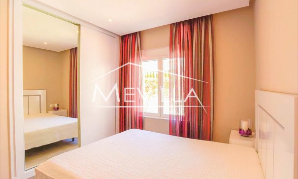 Reventas - Chalet / Villa - Orihuela Costa - Cabo Roig