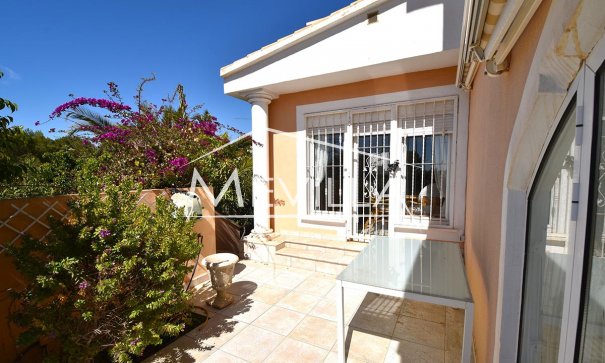 Resales - Villa - Orihuela Costa - Campoamor
