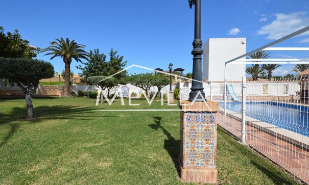 Salg (Resales) - Villa - Orihuela Costa - Cabo Roig