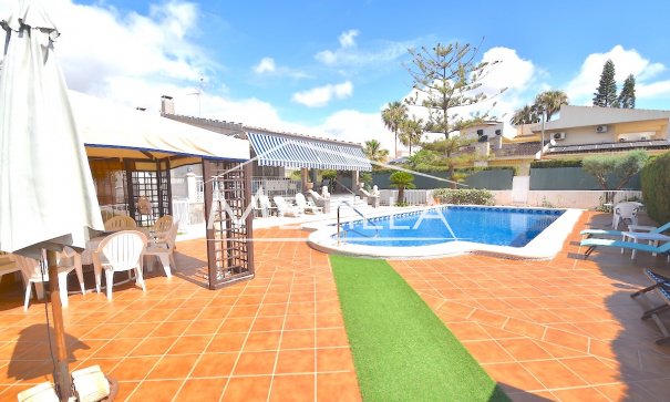 Resales - Villa - Orihuela Costa - La Zenia