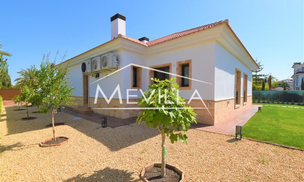 Verkäufe - Villa - Orihuela Costa - Cabo Roig