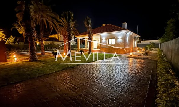 Verkäufe - Villa - Orihuela Costa - Cabo Roig