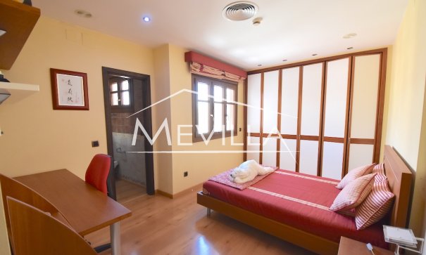 Resales - Villa - Torrevieja