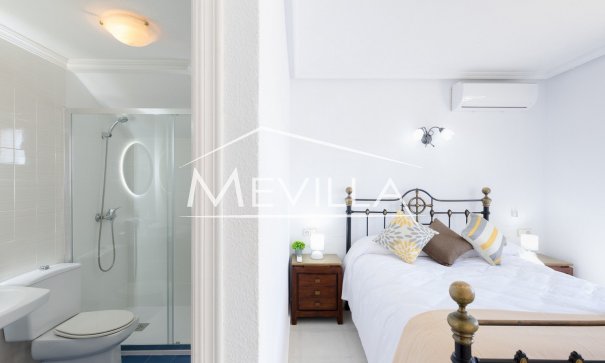 Resales - Villa - Orihuela Costa - Playa Flamenca