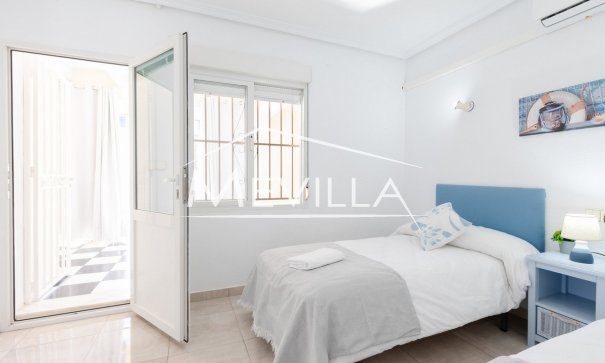 Resales - Villa - Orihuela Costa - Playa Flamenca