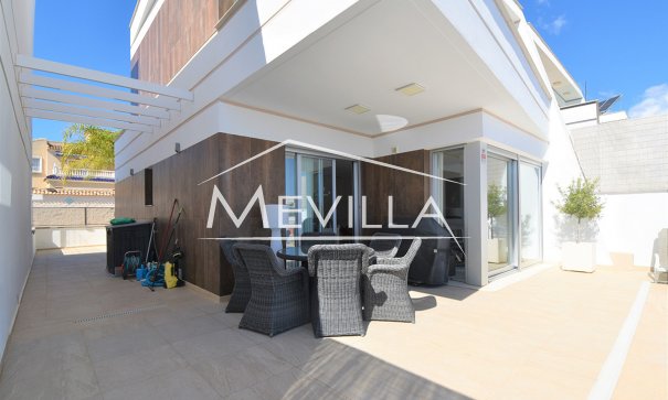 Salg (Resales) - Villa - Orihuela Costa - Villamartin