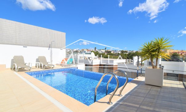 Salg (Resales) - Villa - Orihuela Costa - Villamartin