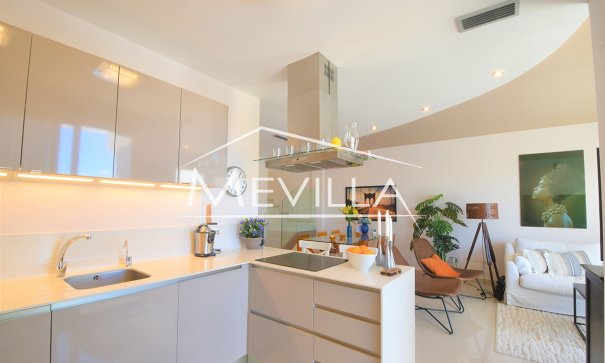 Salg (Resales) - Villa - Orihuela Costa - Villamartin