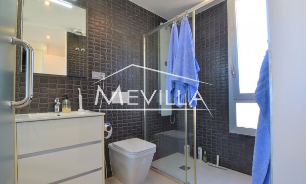 Salg (Resales) - Villa - Orihuela Costa - Villamartin