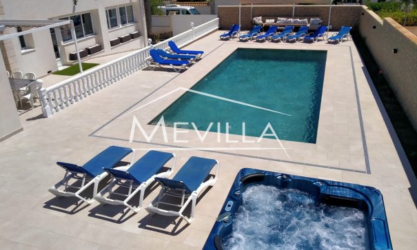 Verkäufe - Villa - Orihuela Costa - La Zenia