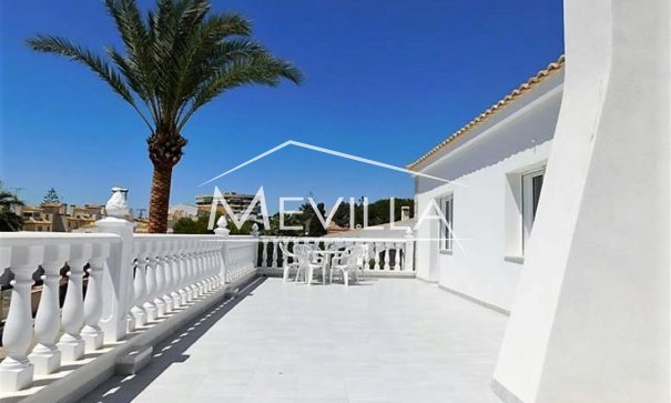 Verkäufe - Villa - Orihuela Costa - La Zenia