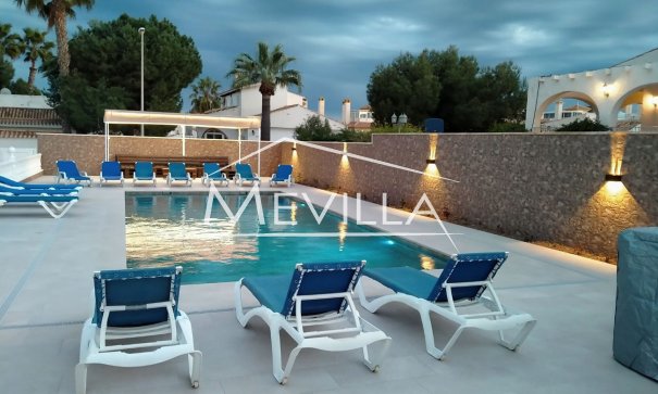 Verkäufe - Villa - Orihuela Costa - La Zenia