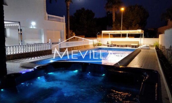 Verkäufe - Villa - Orihuela Costa - La Zenia
