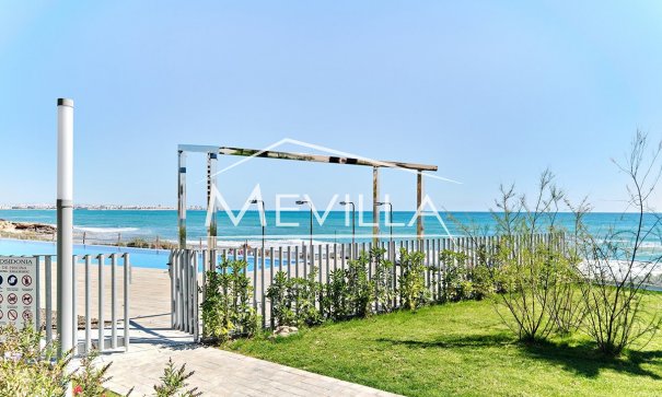 Front Line only - Flat / Apartment - Orihuela Costa - Punta Prima
